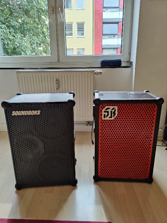 Artikelbild: Soundboks 3 (+Stativ, +Ersatzakku)