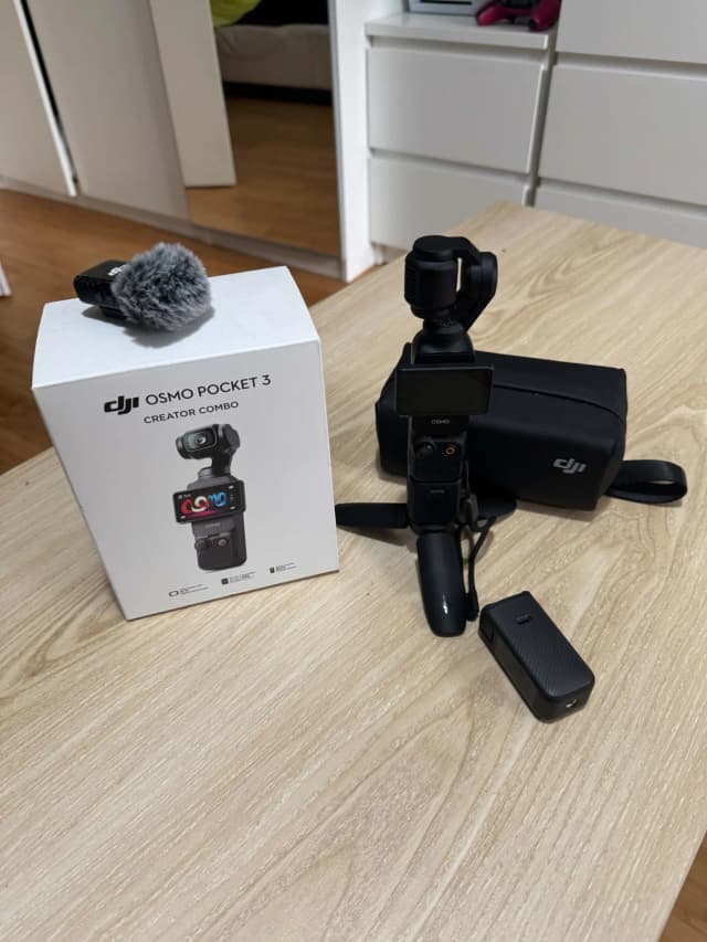 DJI Osmo Pocket 3 Creator Combo